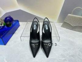Picture of Prada Shoes _SKUPradasz35-41819257.5cmYM0138
